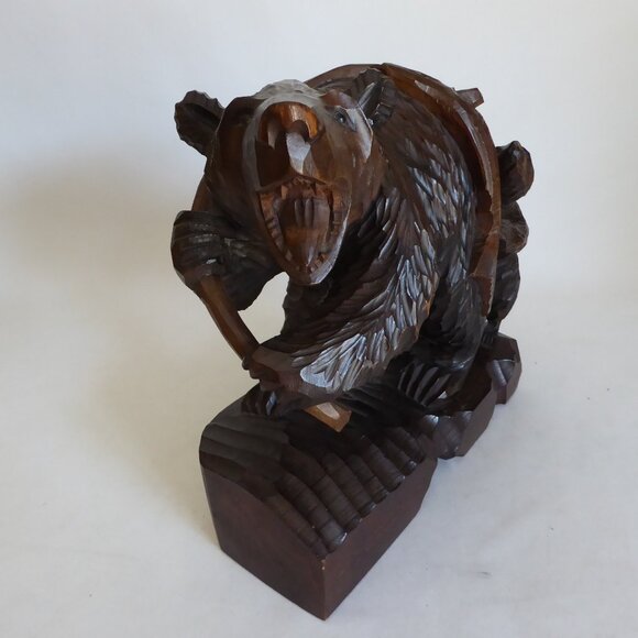 VINTAGE 12” JAPANESE AINU HOKKAIDO CARVED WOOD BEAR WITH CUB SALMON SCULPTURE - Picture 3 of 14